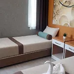 Anita Noch ホテル 4*