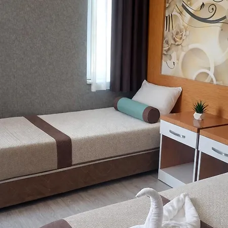 Anita Noch - Hotell 4*